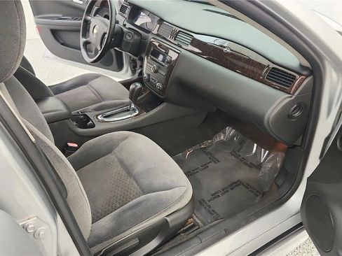 Used 2012 Chevrolet Impala LT w/ LT Sunroof Package FWD image 34