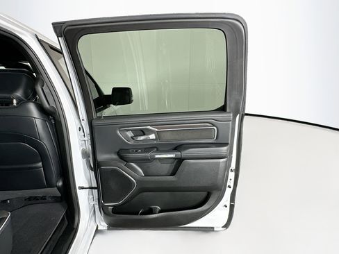 Used 2025 RAM 1500 Laramie image 28