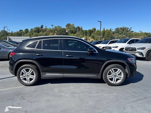 Used 2021 Mercedes-Benz GLA 250 4MATIC image 4