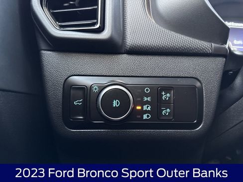 Used 2023 Ford Bronco Sport Outer Banks w/ Tech Package image 26