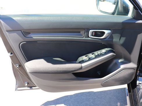 Used 2024 Honda Civic Sport image 9