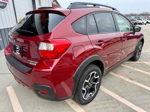 Used 2016 Subaru Crosstrek 2.0i Limited image 8