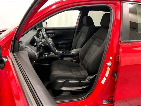 Used 2023 Honda HR-V Sport image 10