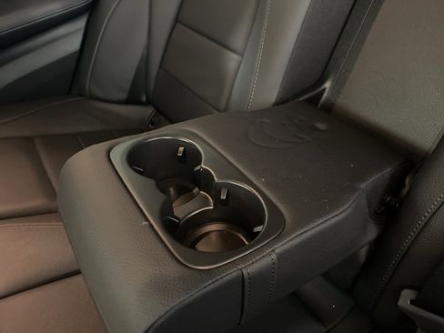 Used 2022 Mercedes-Benz GLE 350 4MATIC image 21