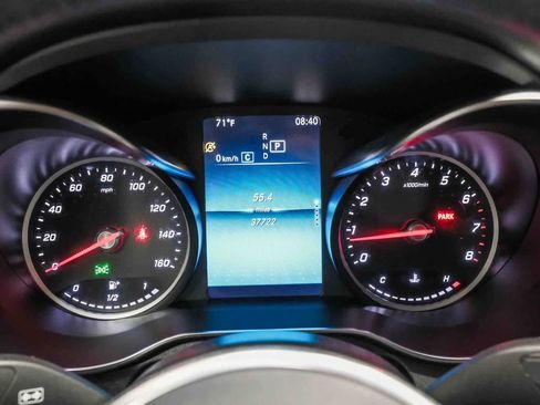 Certified 2021 Mercedes-Benz GLC 300 image 32