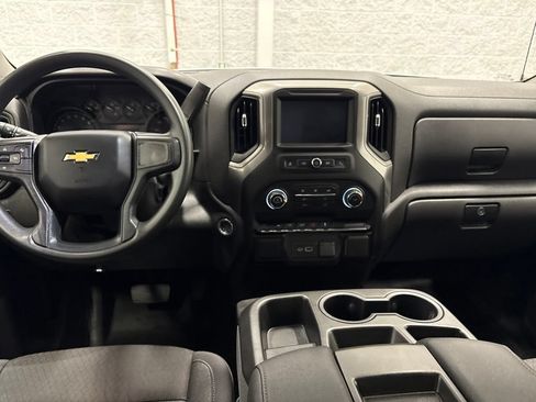 Used 2026 Chevrolet Silverado 1500 Custom AWD/4WD image 14