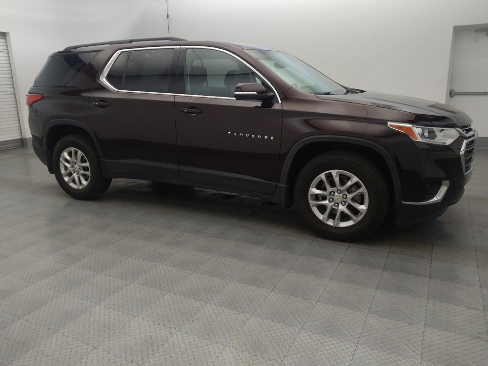 Used 2020 Chevrolet Traverse LT w/ LPO, Floor Liner Package AWD/4WD image 11