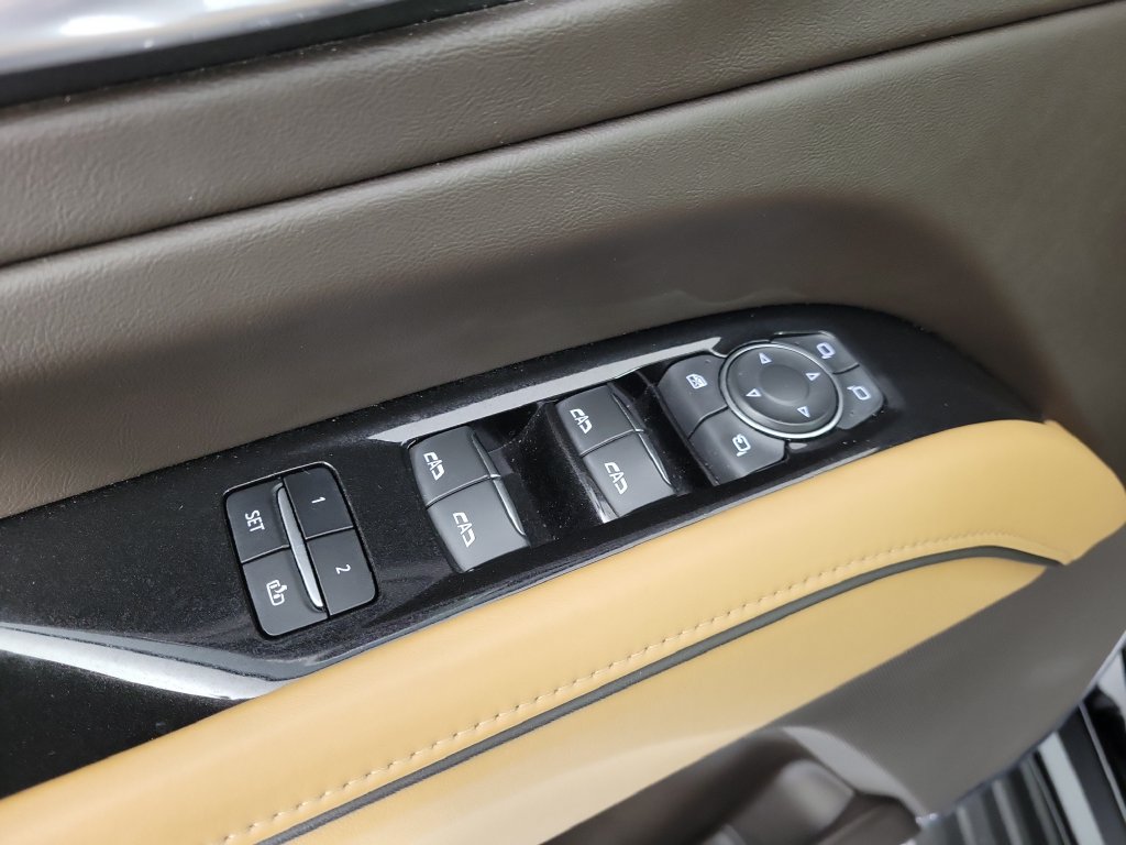 Used 2022 Cadillac Escalade Premium Luxury AWD/4WD image 22