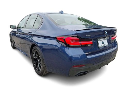 Used 2023 BMW 540i xDrive w/ M Sport Package AWD/4WD image 4