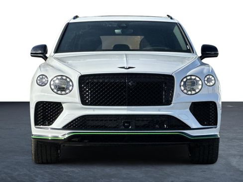 New 2025 Bentley Bentayga image 12