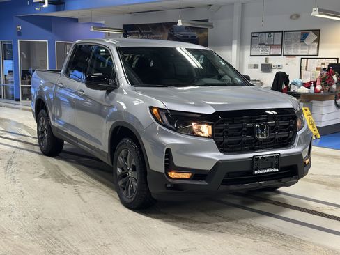 New 2026 Honda Ridgeline Sport image 3