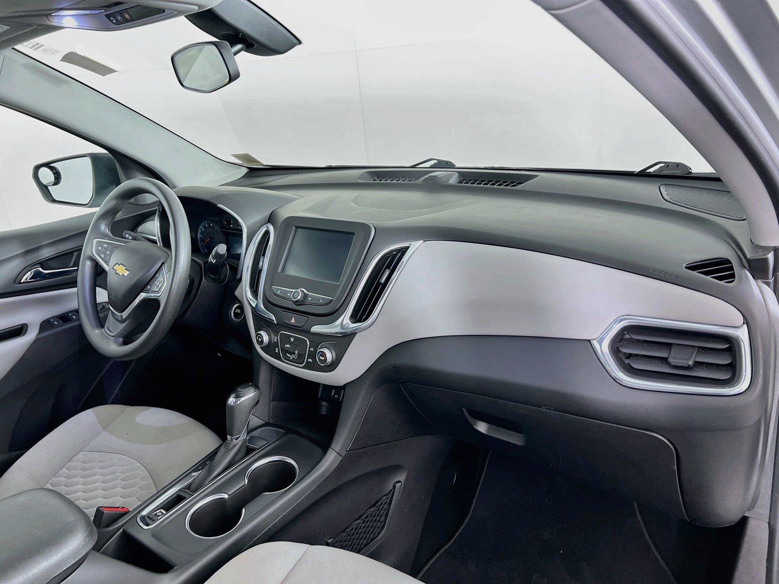Used 2018 Chevrolet Equinox LS FWD image 28