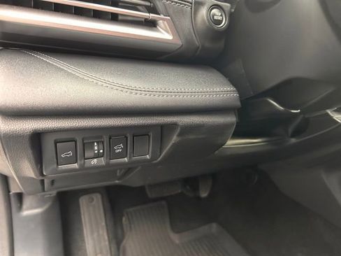 Used 2023 Subaru Outback Limited w/ Popular Package #2 image 23