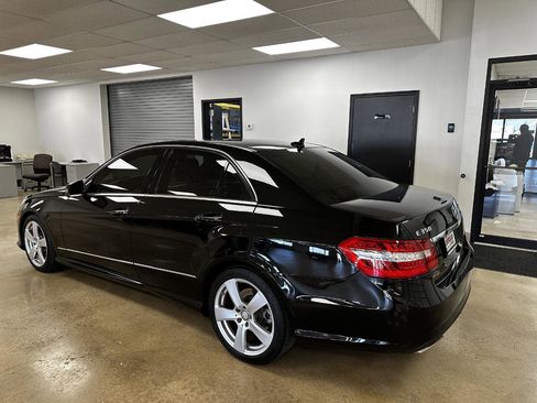 Used 2011 Mercedes-Benz E 350 4MATIC Sedan image 8