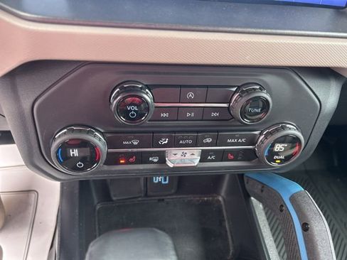 Used 2024 Ford Bronco Wildtrak image 23