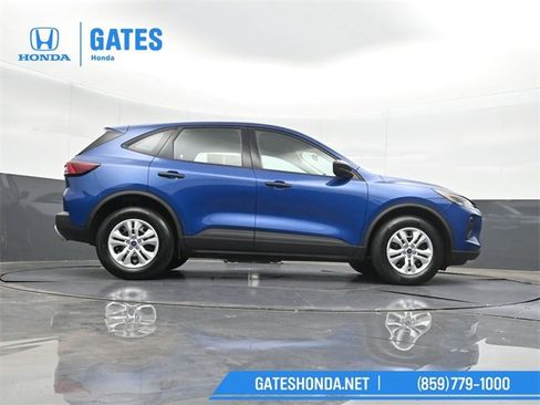 Used 2023 Ford Escape AWD image 37