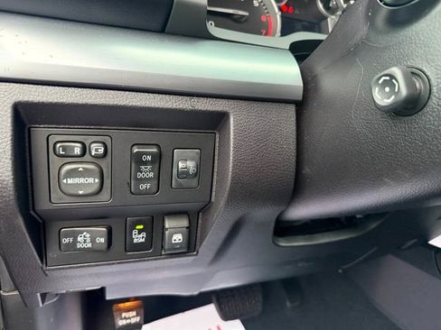 Used 2016 Toyota Tundra Platinum image 15