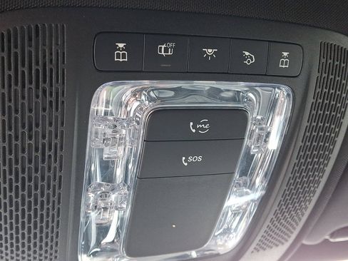 Used 2023 Mercedes-Benz GLB 250 4MATIC image 31