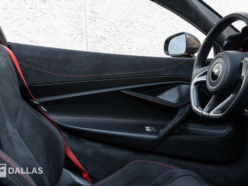 Used 2024 McLaren 750S Spider image 20