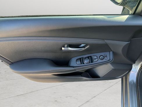 Certified 2024 Nissan Sentra SV FWD image 24