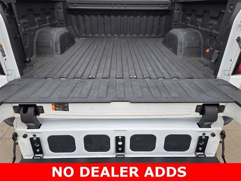 Used 2022 GMC Sierra 1500 SLT w/ SLT Convenience Package image 30