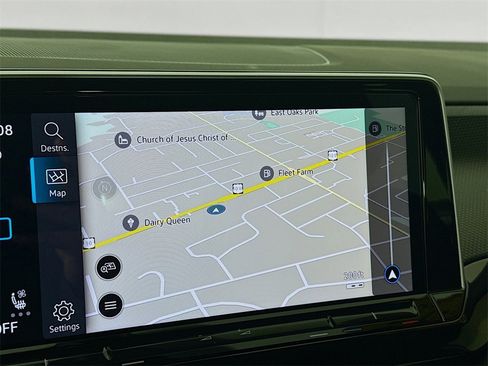 Used 2025 Volkswagen Atlas Cross Sport SEL R-Line image 17