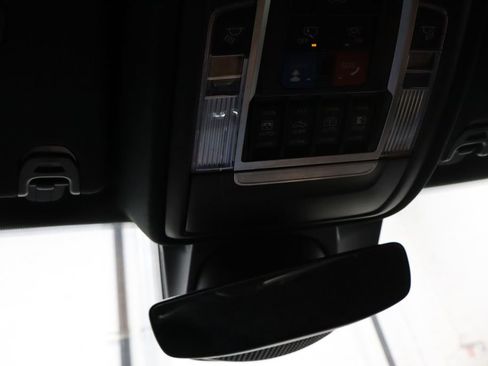 Used 2022 RAM 1500 Limited w/ Body Color Bumper Group image 19