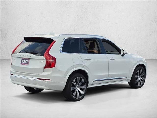 Used 2023 Volvo XC90 B6 Ultimate w/ Lounge Package AWD/4WD image 5