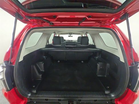 Used 2016 Toyota 4Runner SR5 image 16