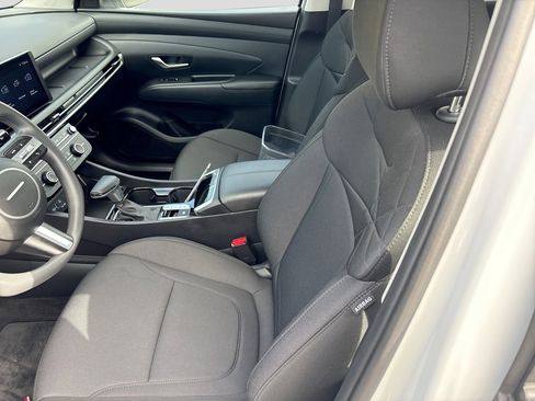Certified 2025 Hyundai Tucson SE AWD/4WD image 14