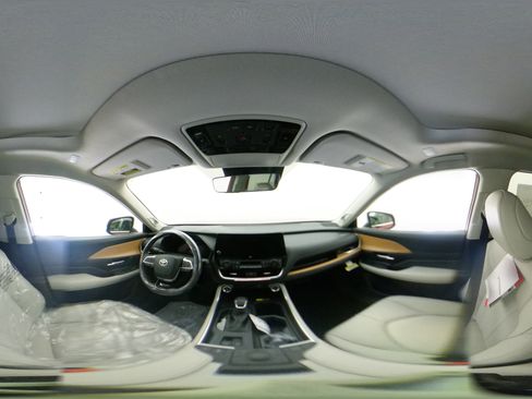 New 2026 Toyota Grand Highlander FWD image 33