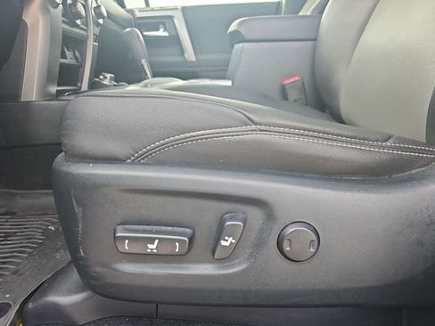 Used 2023 Toyota 4Runner SR5 Premium image 28