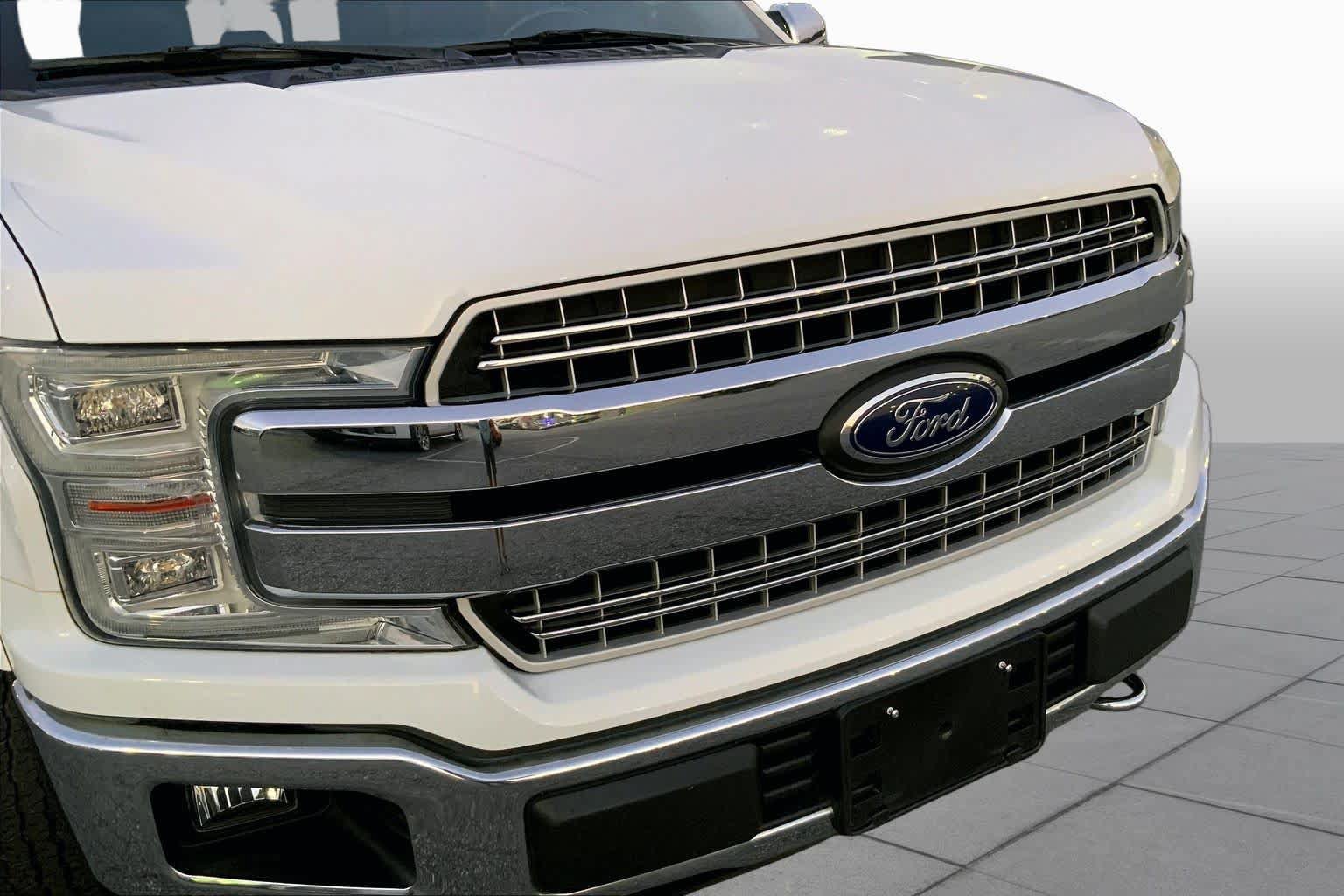 Used 2019 Ford F150 Lariat w/ Equipment Group 502A Luxury AWD/4WD image 27