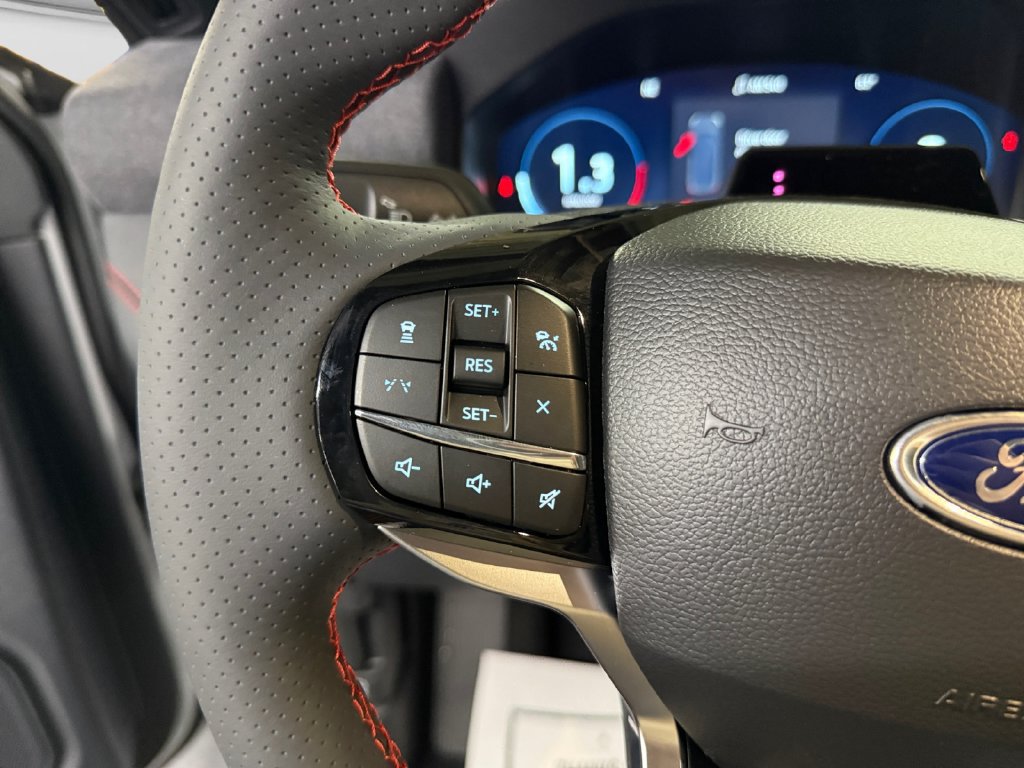 New 2027 Ford Explorer ST-Line AWD/4WD image 15