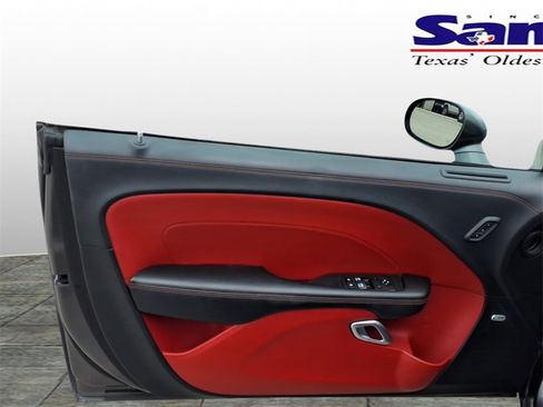 Used 2022 Dodge Challenger R/T w/ Plus Package image 9