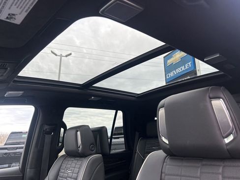 Used 2024 Cadillac Escalade Sport Platinum w/ LPO, ONYX Package image 22