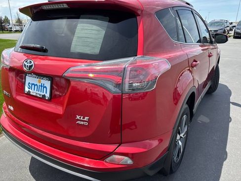 Used 2017 Toyota RAV4 XLE w/ All Weather Liner Package AWD/4WD image 29