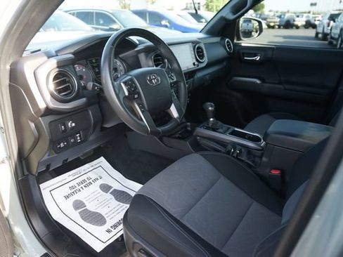 Used 2023 Toyota Tacoma TRD Sport w/ Technology Package RWD image 8