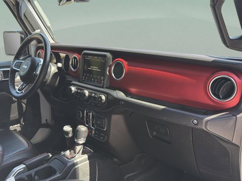 Used 2022 Jeep Gladiator Rubicon w/ LED Lighting Group image 9