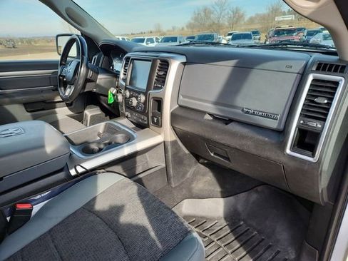 Used 2017 RAM 1500 Big Horn image 27