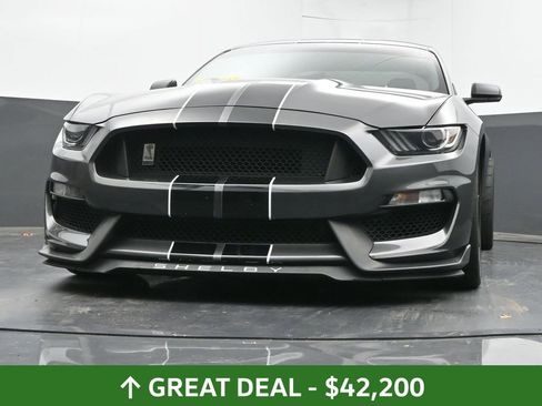 Used 2017 Ford Mustang Shelby GT350 image 44