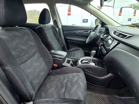 Used 2016 Nissan Rogue S image 38