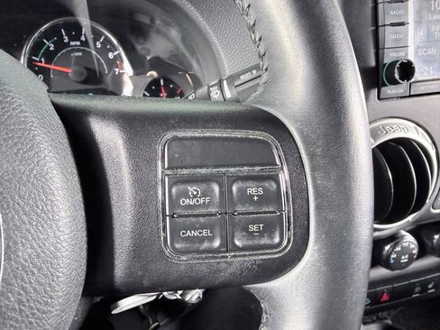 Used 2016 Jeep Wrangler Unlimited Sahara w/ Connectivity Group image 14