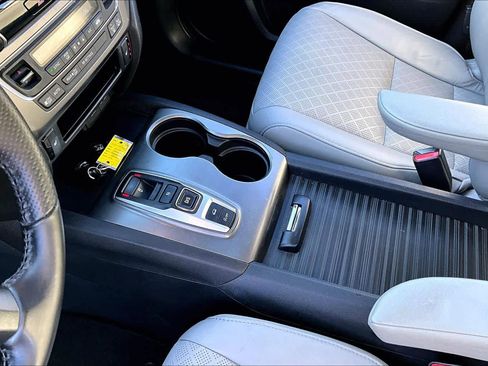 Used 2019 Honda Passport EX-L image 16