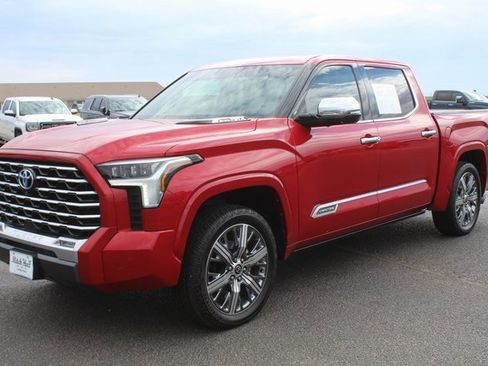 Used 2022 Toyota Tundra Capstone image 11