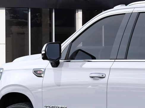 New 2026 GMC Yukon XL Elevation AWD/4WD image 12