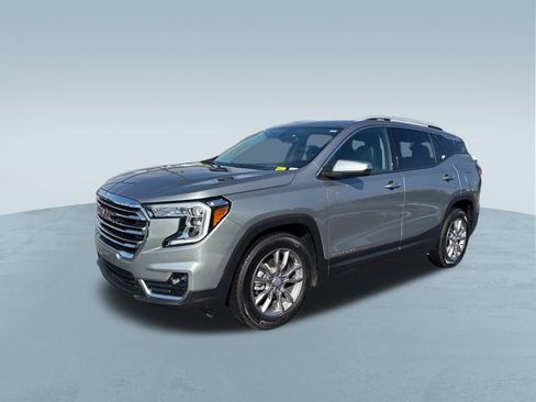 Used 2024 GMC Terrain SLT image 10