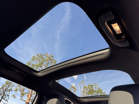 Used 2022 Mercedes-Benz GLB 250 image 7