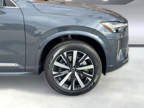 New 2026 Volvo XC90 B5 Core w/ Protection Package image 11