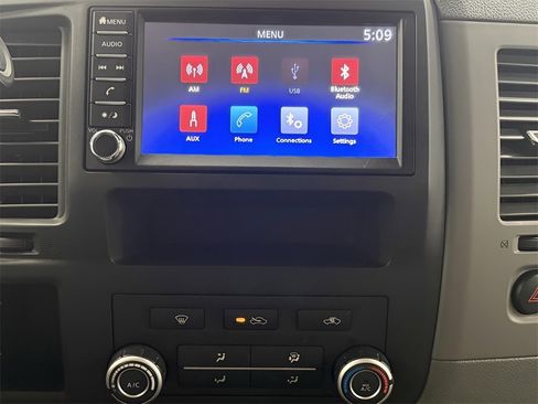 Used 2019 Nissan NV 1500 SV image 18